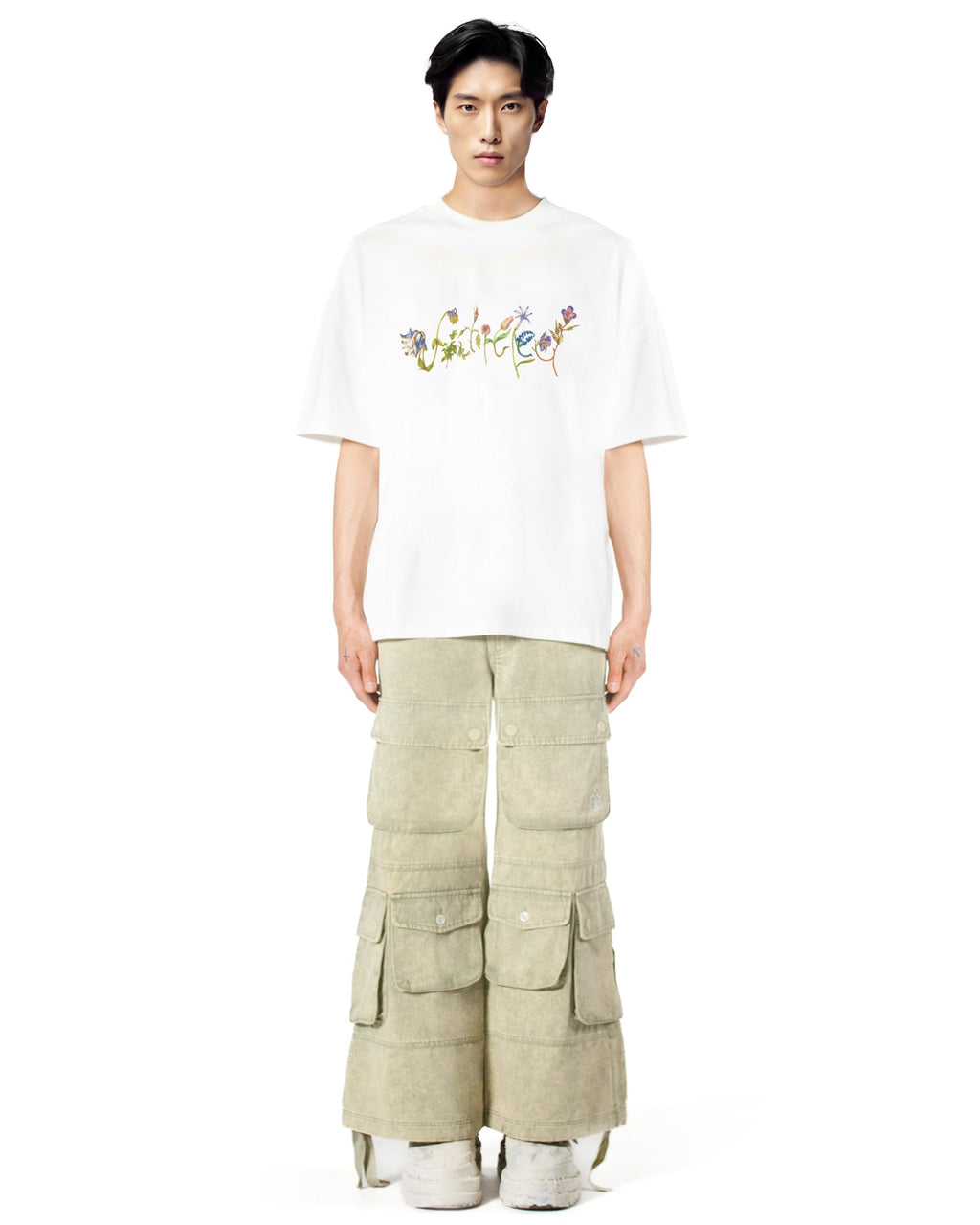 T-Shirt Flower Lettering